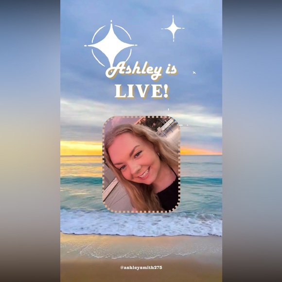 Other - Ashley Is Live 🤩